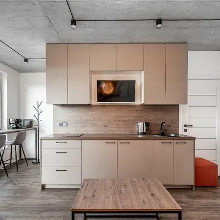 Modern Near Old Town Apartmán *